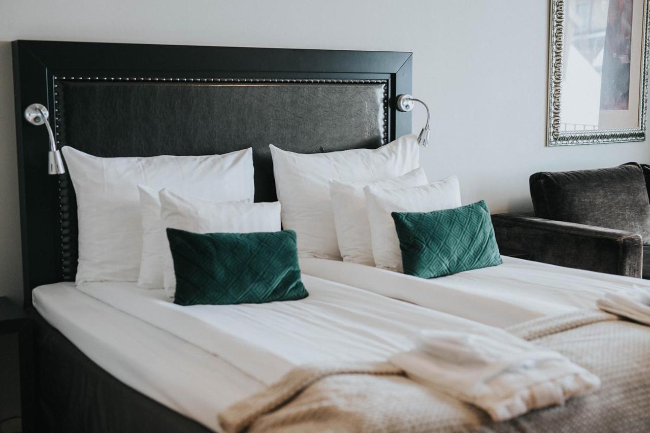 Skövde Home Hotel Majoren מראה חיצוני תמונה
