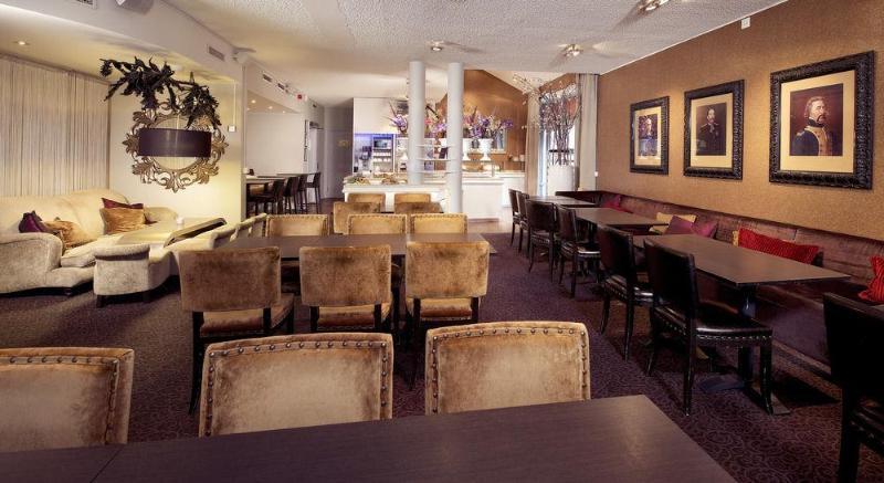 Skövde Home Hotel Majoren מראה חיצוני תמונה