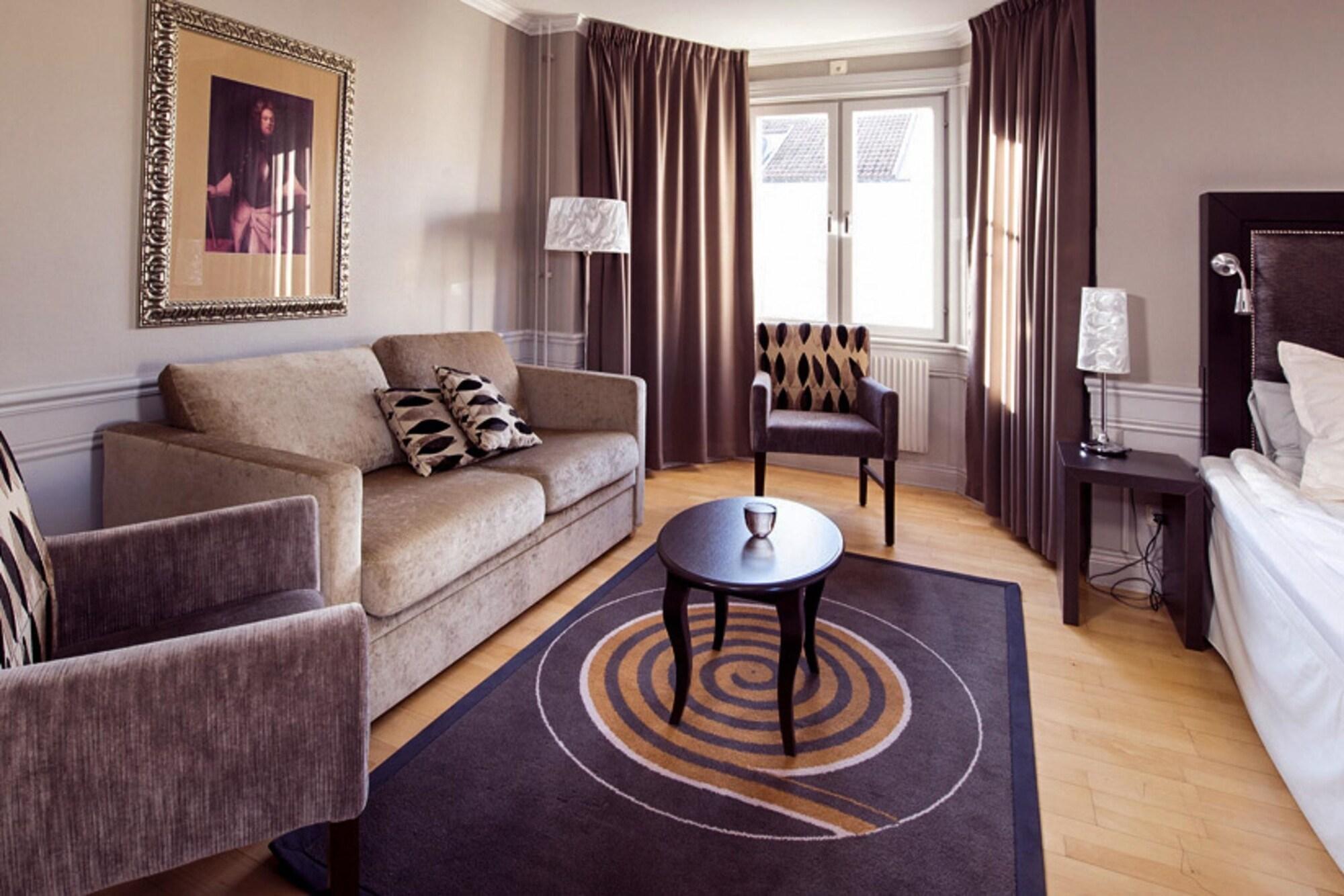 Skövde Home Hotel Majoren מראה חיצוני תמונה