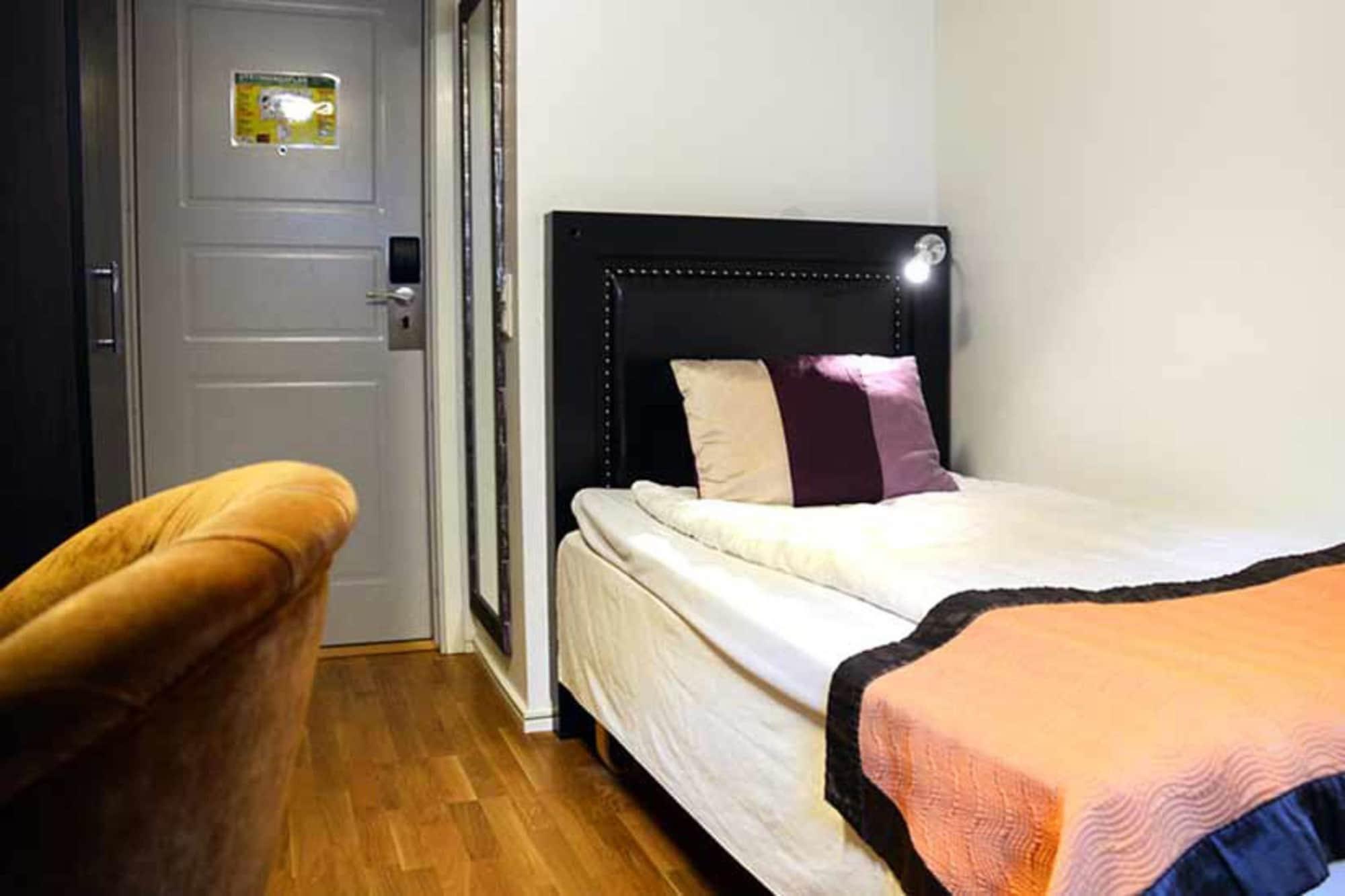 Skövde Home Hotel Majoren מראה חיצוני תמונה
